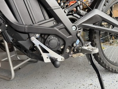 Rearset and motor cover detail