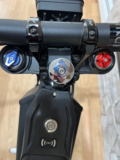 Chrome Stem Cap