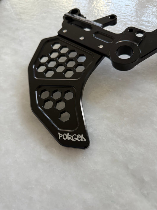Metal Ultra-Bee Dual Caliper Mount