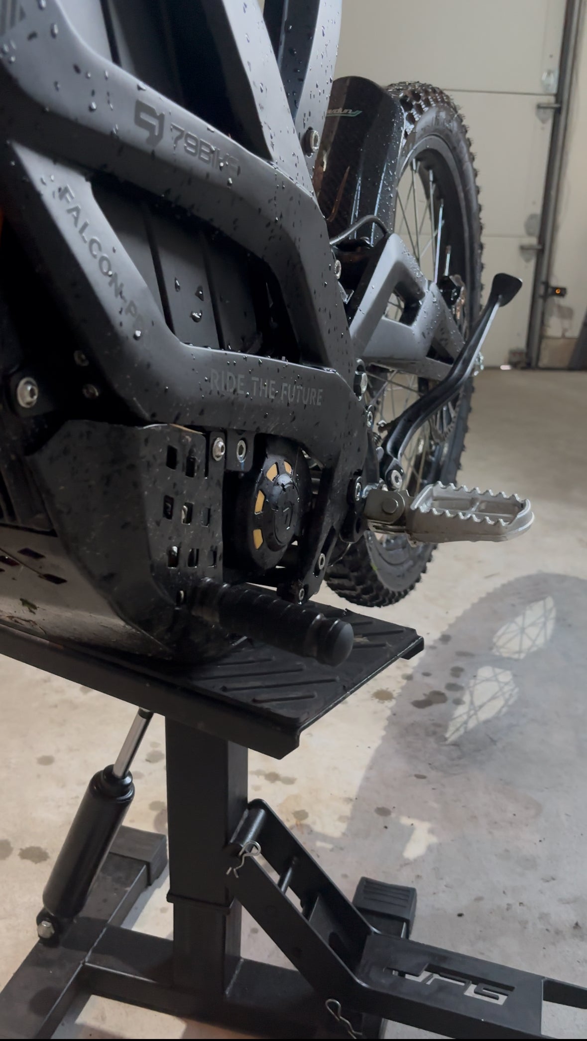 79Bike Shift Lock – Torq Racing